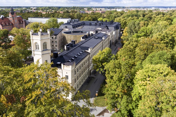 Campus Engelska Parken and the Department of History from above.