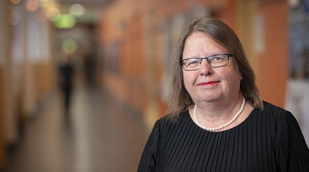 Batteriforskaren Kristina Edström belönas med guldmedalj av Kungl. Ingenjörsvetenskapsakademien (IVA).