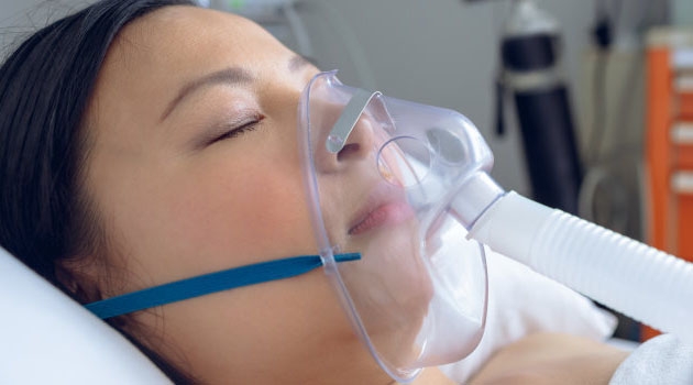 Uppsalaforskare undersöker om inhalation av kväveoxid skulle kunna vara en verksam behandlingsform vid covid-19.