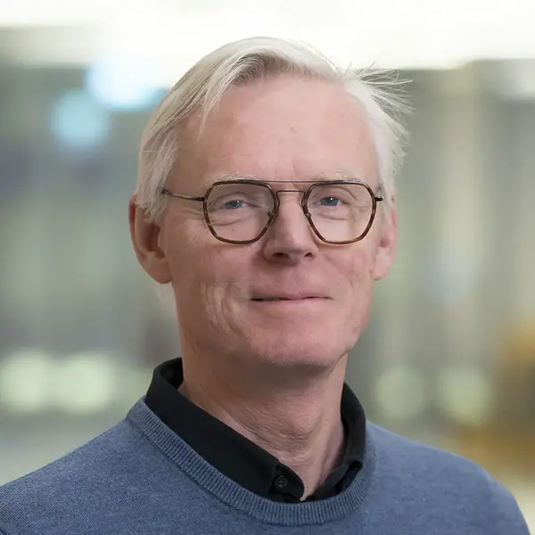Finn Hallböök.