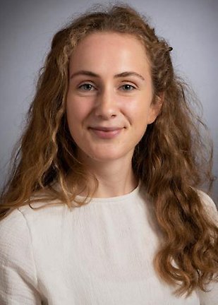 Porträttfoto på Gabriella Kindström.