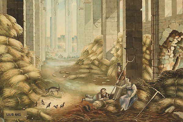 Två män och en kvinna med en högaffel bland hö i en ruin. UUB 441.